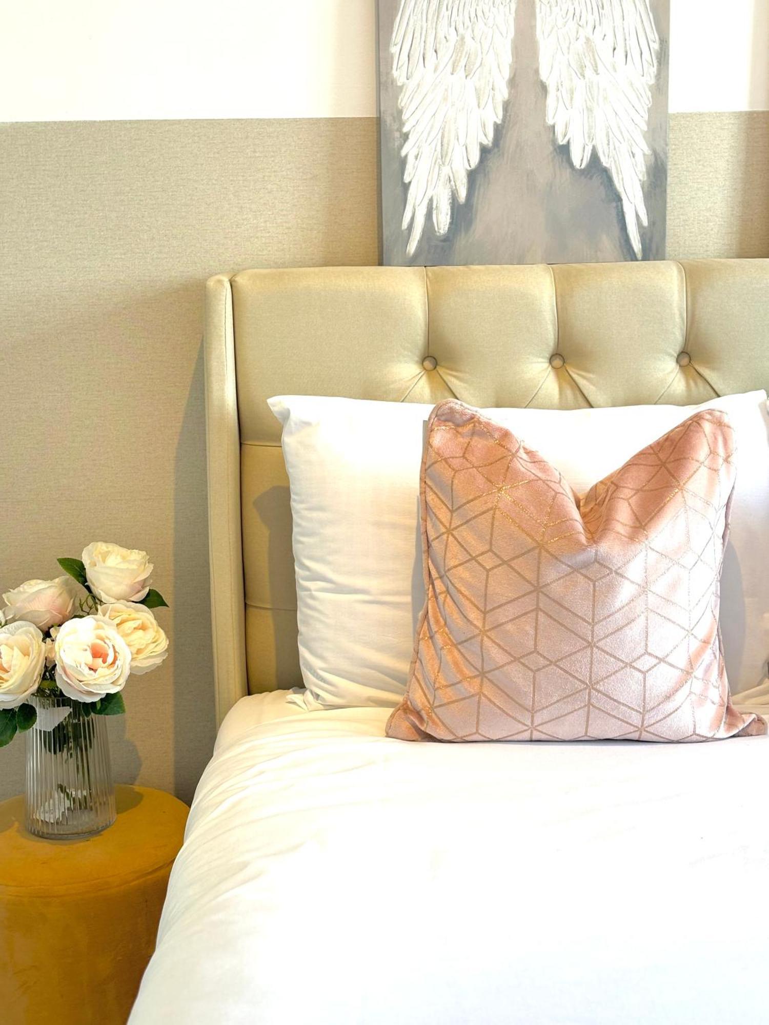 Hyde Park Apartment London