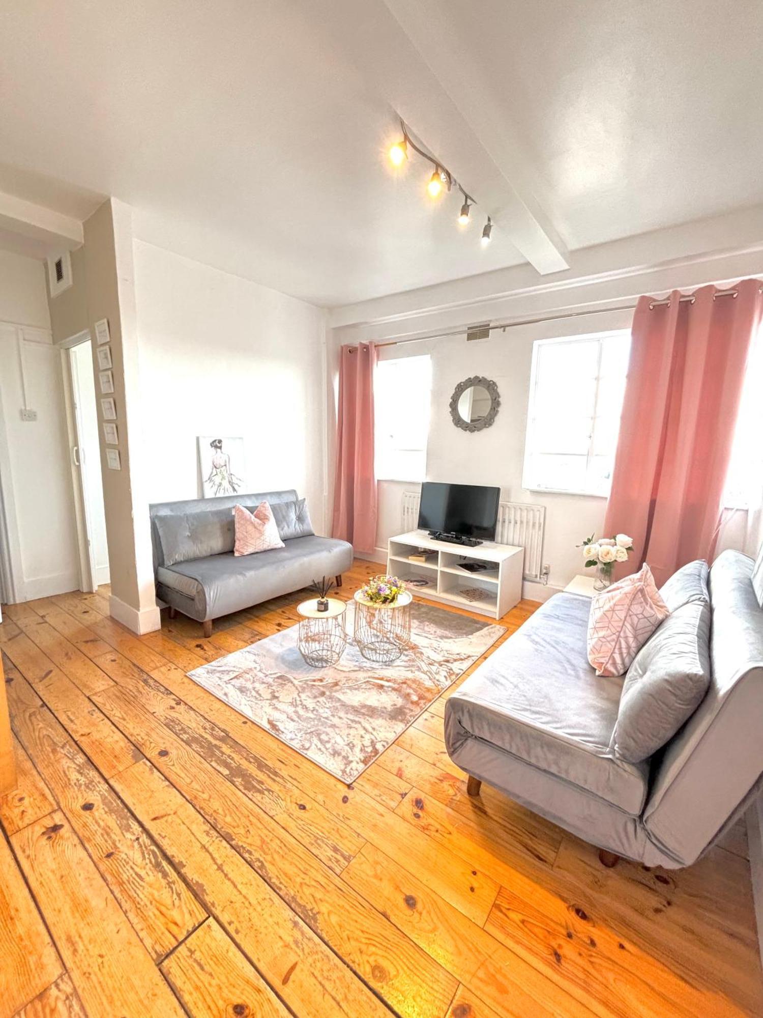 Hyde Park Apartment London
