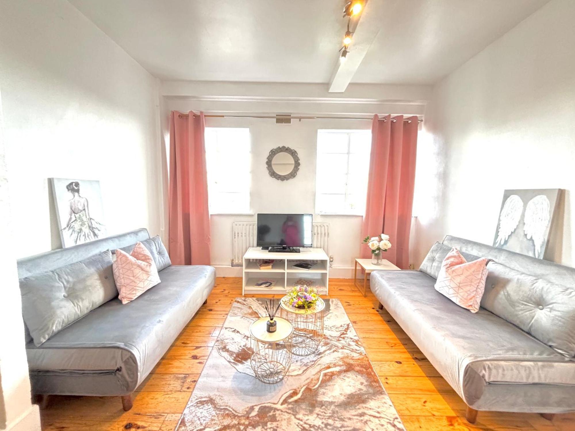 Hyde Park Apartment London