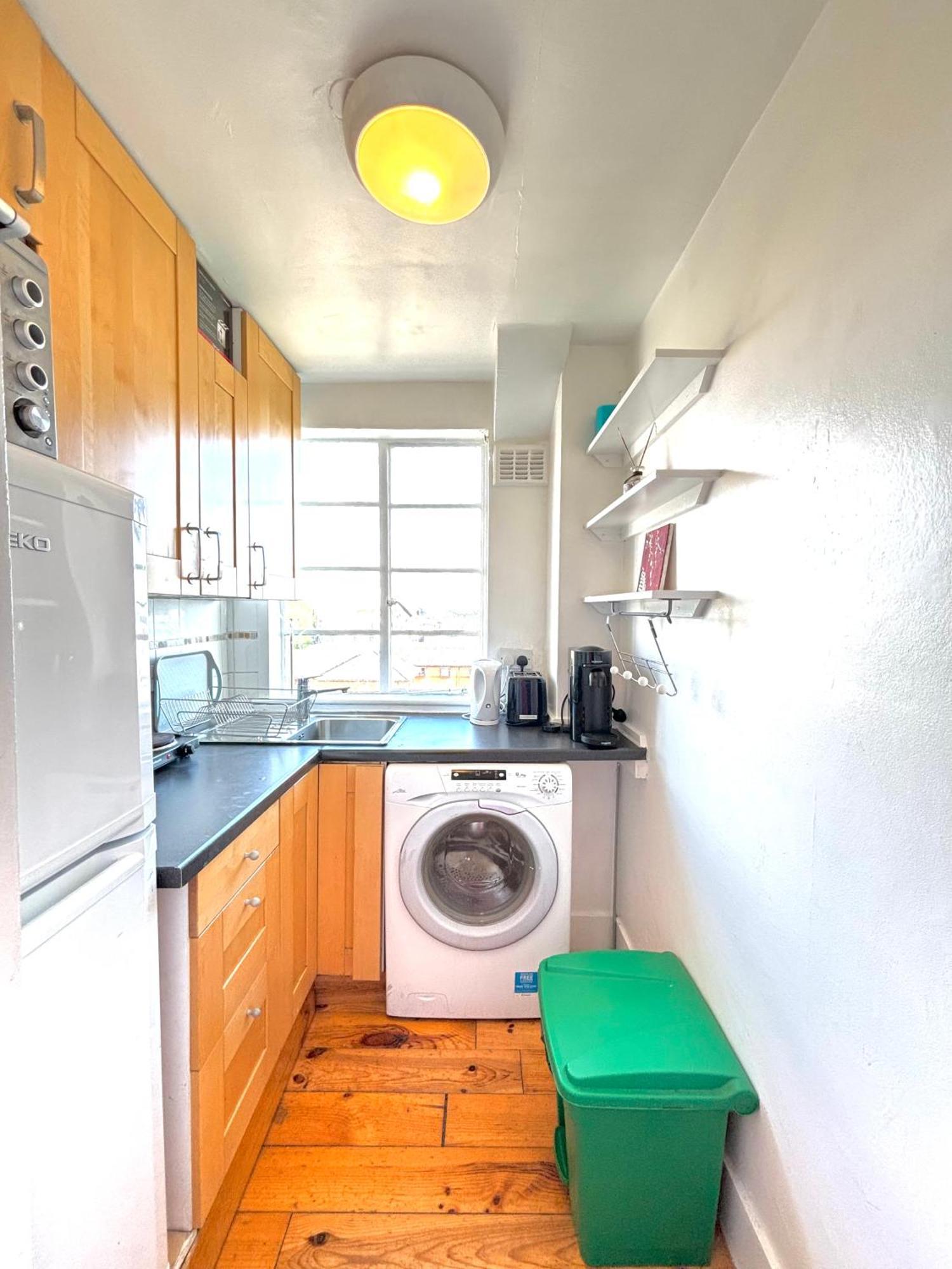 Hyde Park Apartment *